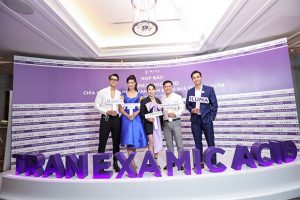 Từ trái qua: Á Vương VN Fitness Model 2019 Tạ Công Phát và Hoa Hậu Du Lịch TG 2019 Tường Vy và Nam Vương TG 2018 Cao Xuân Tài và Manager Quách Huy và CEO Thúy Phan 