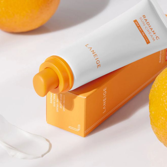 kem chống nắng vitamin C