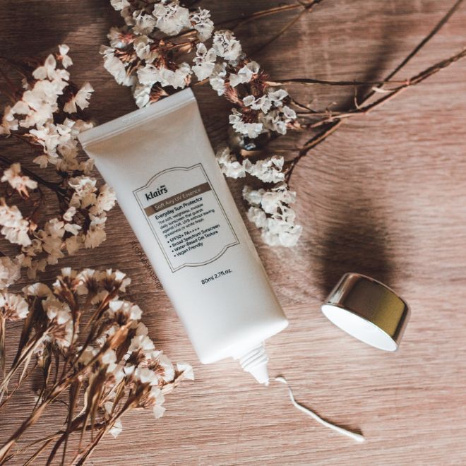 kem chống nắng không bết dính